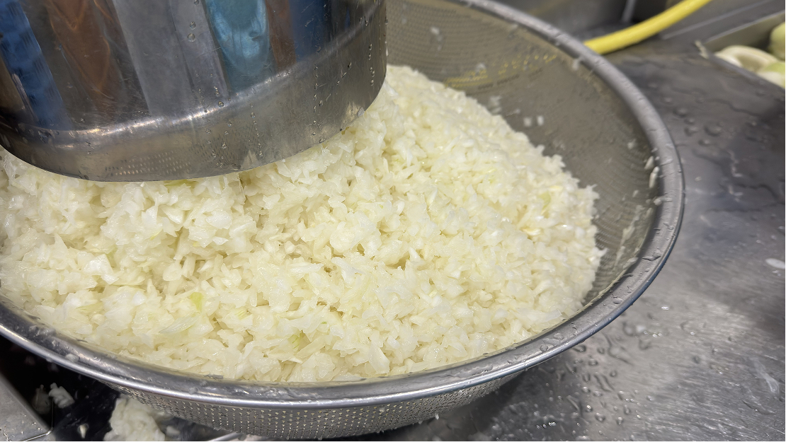 ハンバーグ カット デミグラスソース